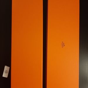 Hermes tie box